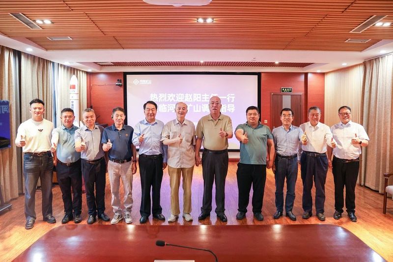 河南明博体育官网｜全国政协参政议政特聘专家赵阳莅临公司考察调研